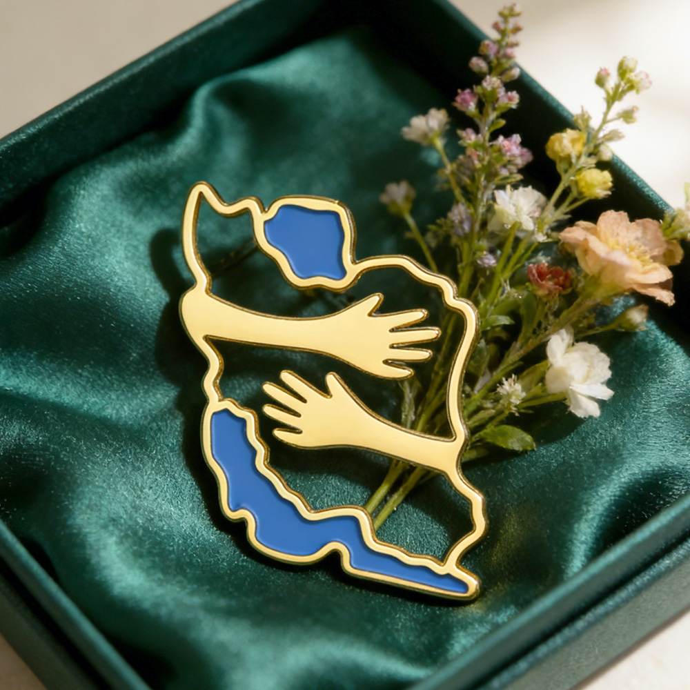 Dawapara Iran Map Shape Brooch - Travel Accessories Gift Set avaliação e preço